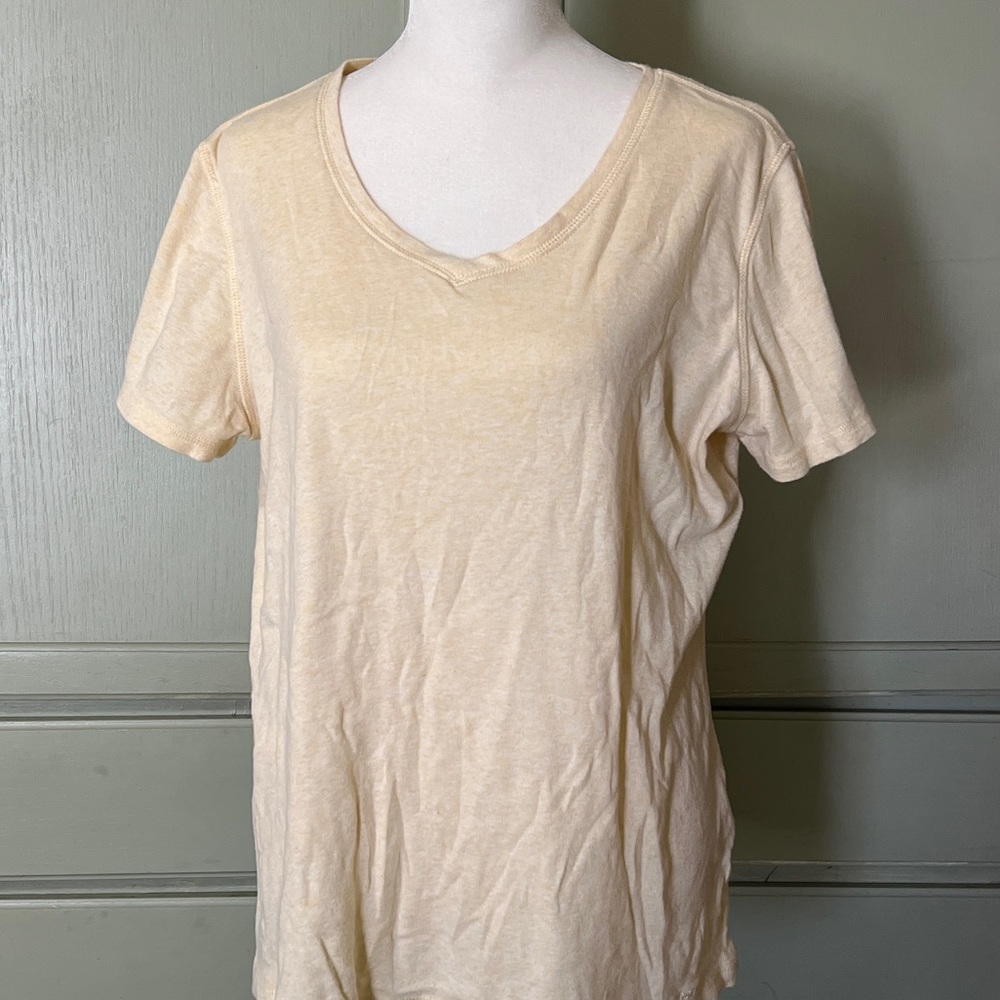 CARHARTT light yellow v neck shirt size large